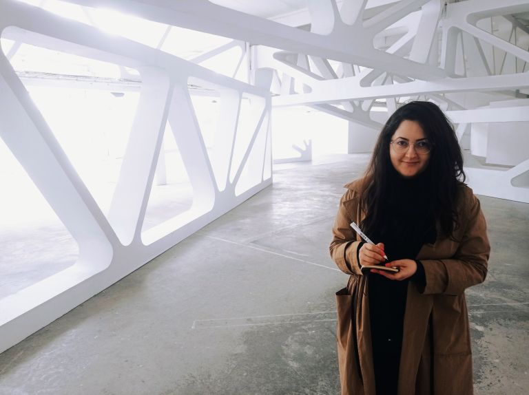 Anca Zaharia, autoare română, interviu despre jurnal în rubrica #StillWriting