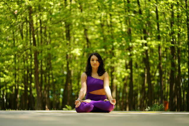 Yoga este mai mult decât exercițiu – este o cale spre echilibru, sănătate și longevitate trăită cu sens.