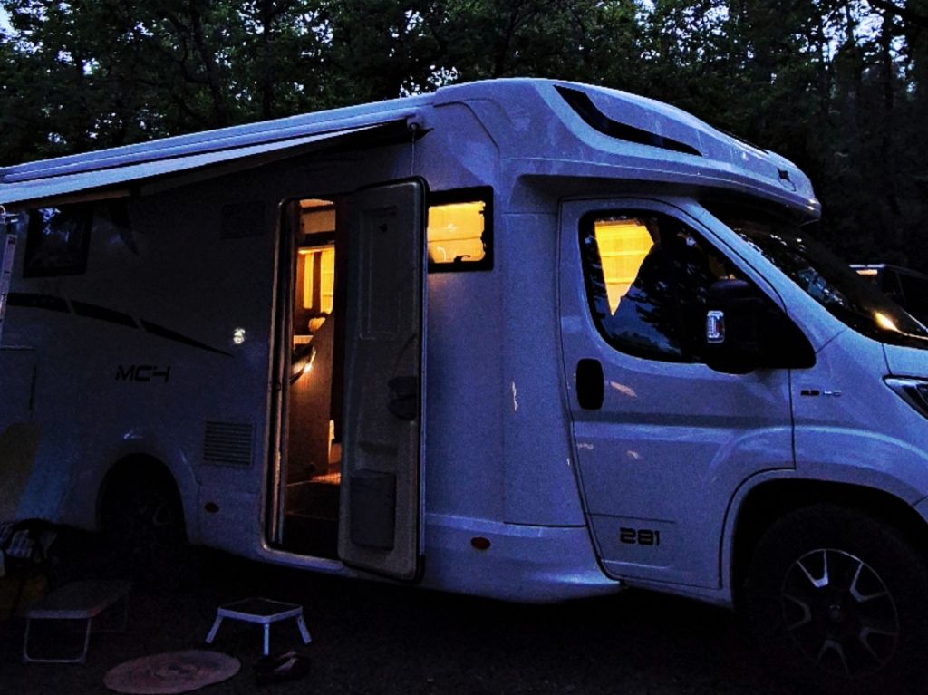 autorulotă viață nomadă Ioana Precup longevitate