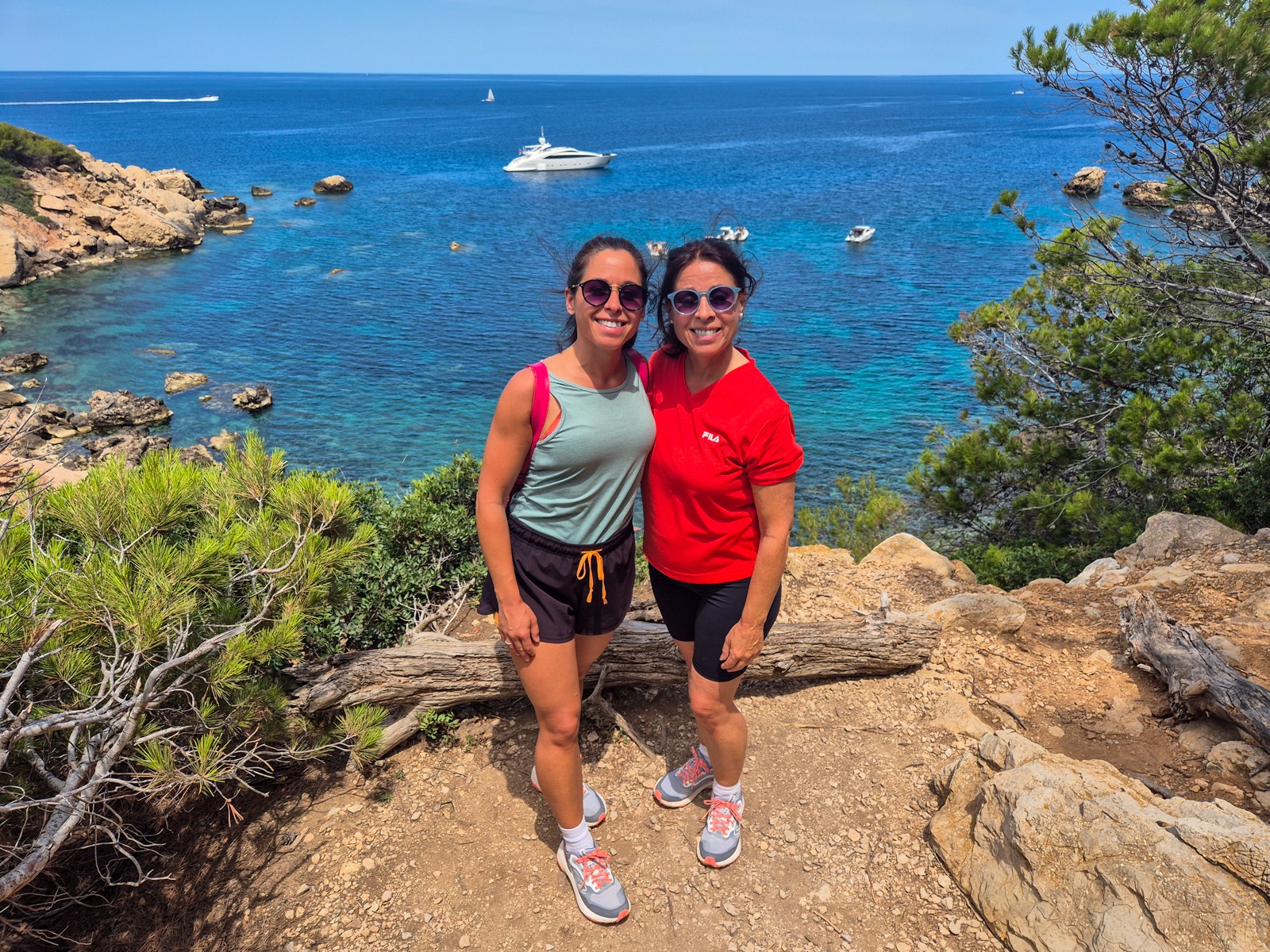 Melisa si Elena in Mallorca